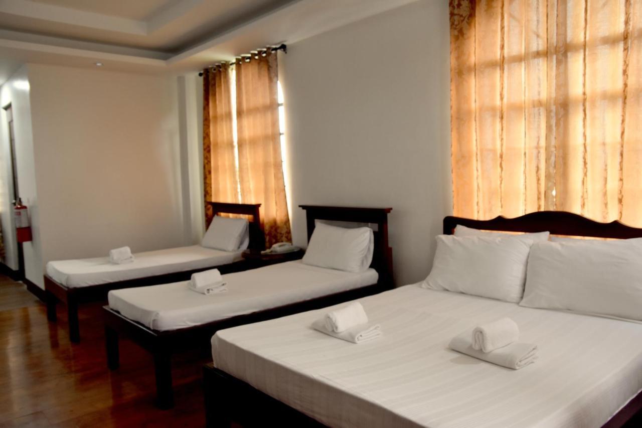 Isla De Oro Hotel Mamburao المظهر الخارجي الصورة