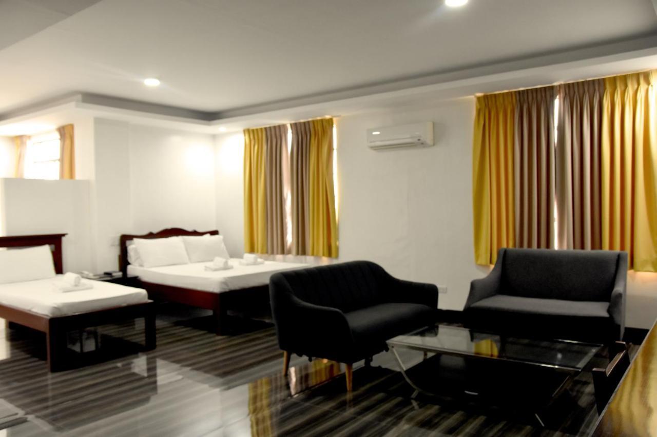 Isla De Oro Hotel Mamburao المظهر الخارجي الصورة