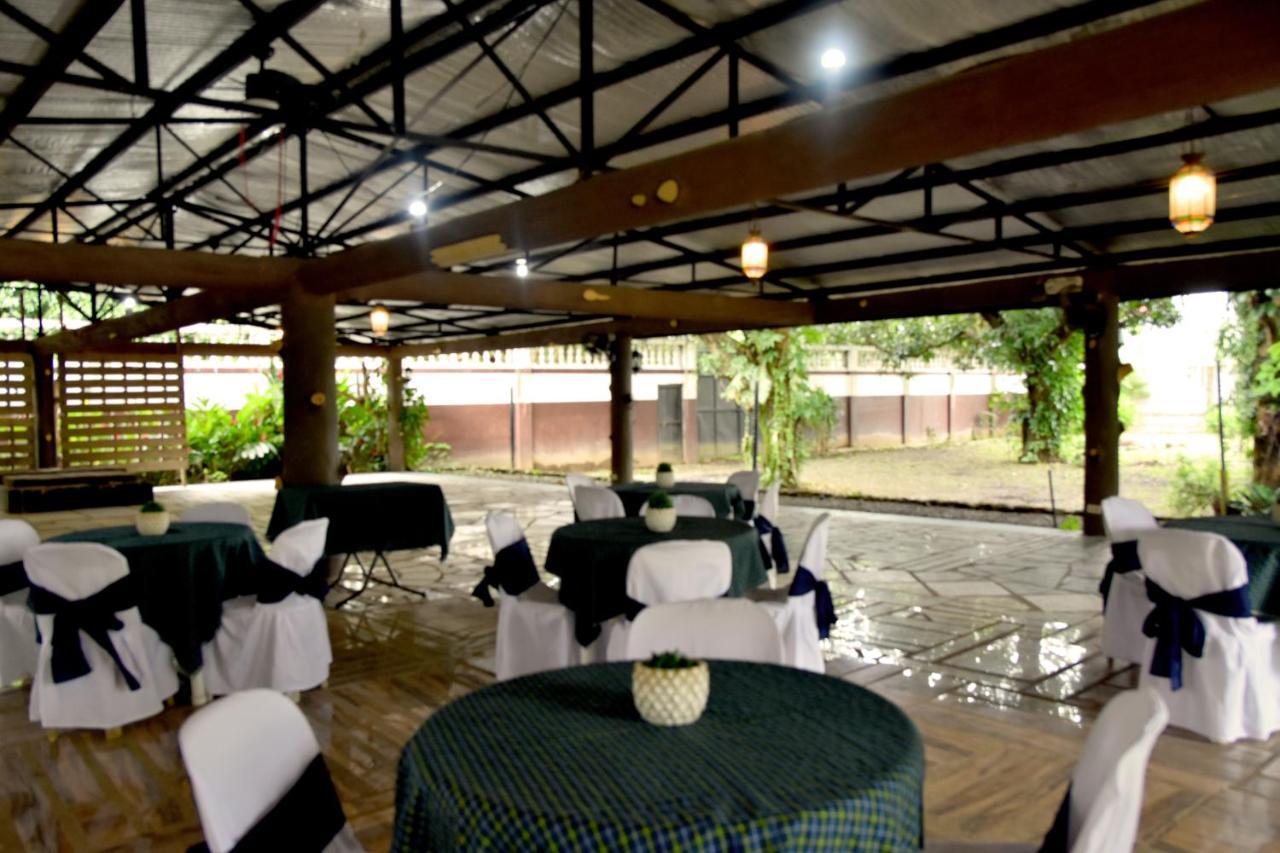 Isla De Oro Hotel Mamburao المظهر الخارجي الصورة