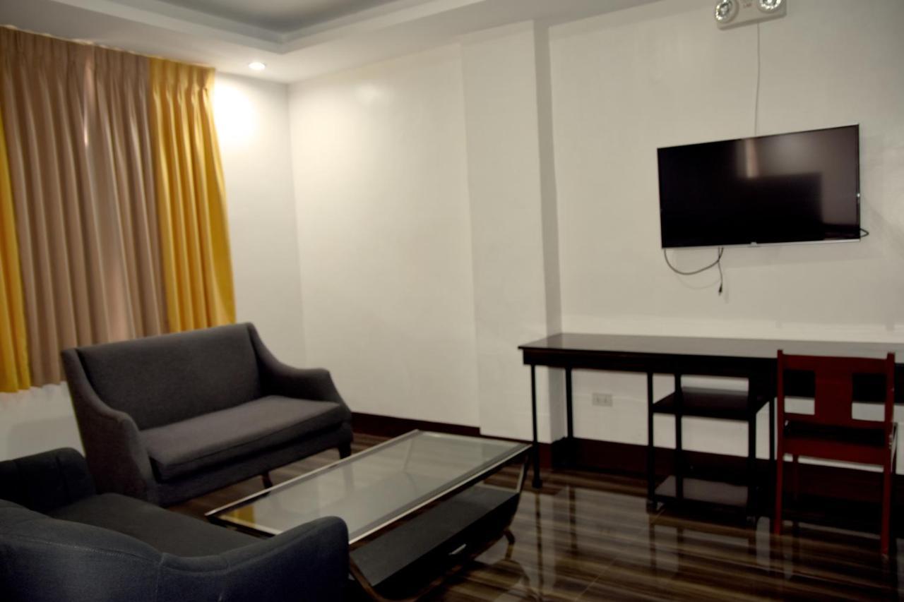 Isla De Oro Hotel Mamburao المظهر الخارجي الصورة