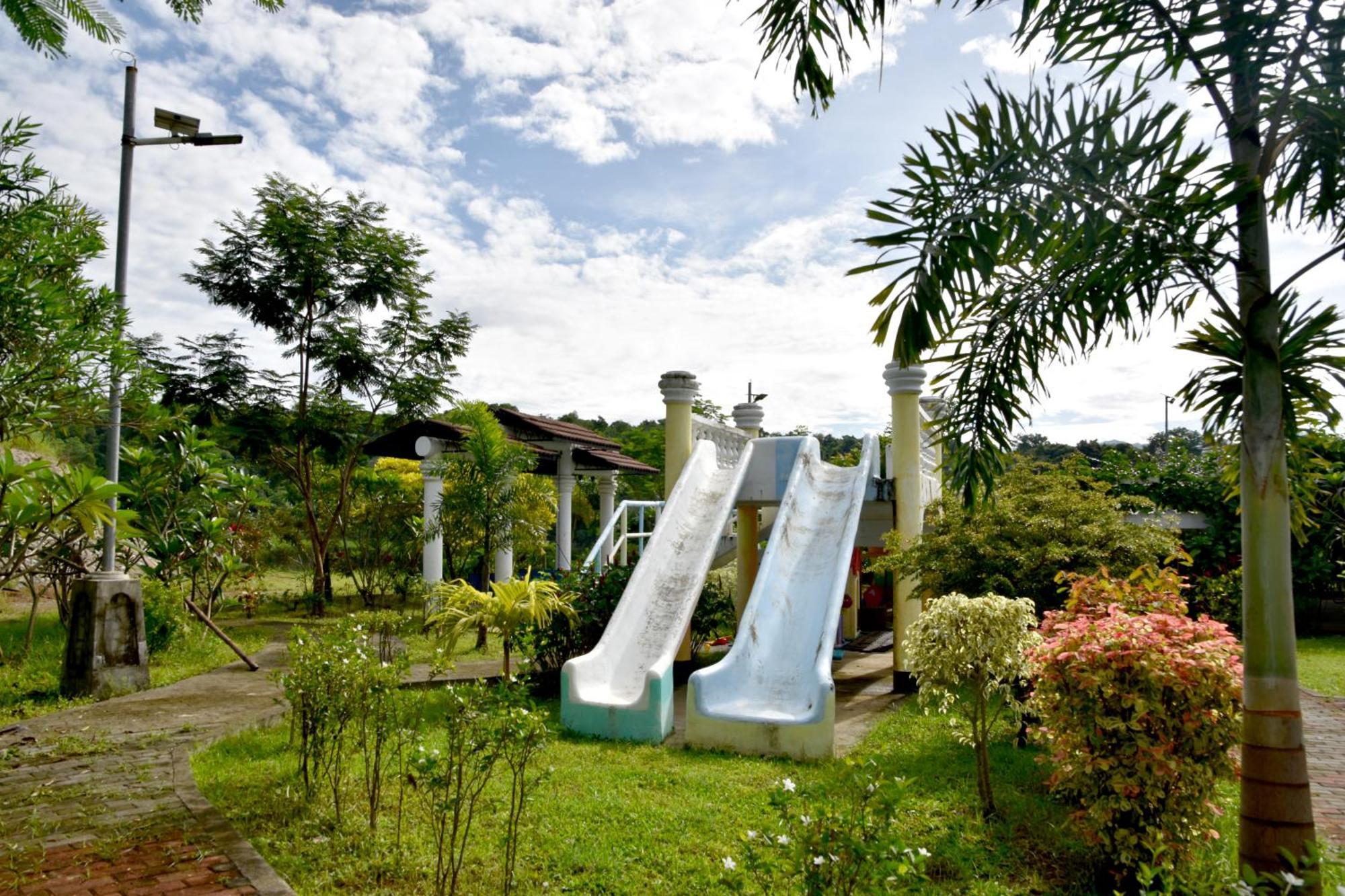 Isla De Oro Hotel Mamburao المظهر الخارجي الصورة