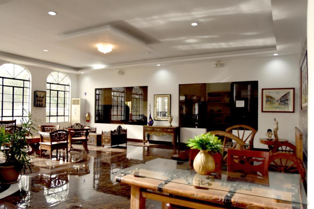 Isla De Oro Hotel Mamburao المظهر الخارجي الصورة